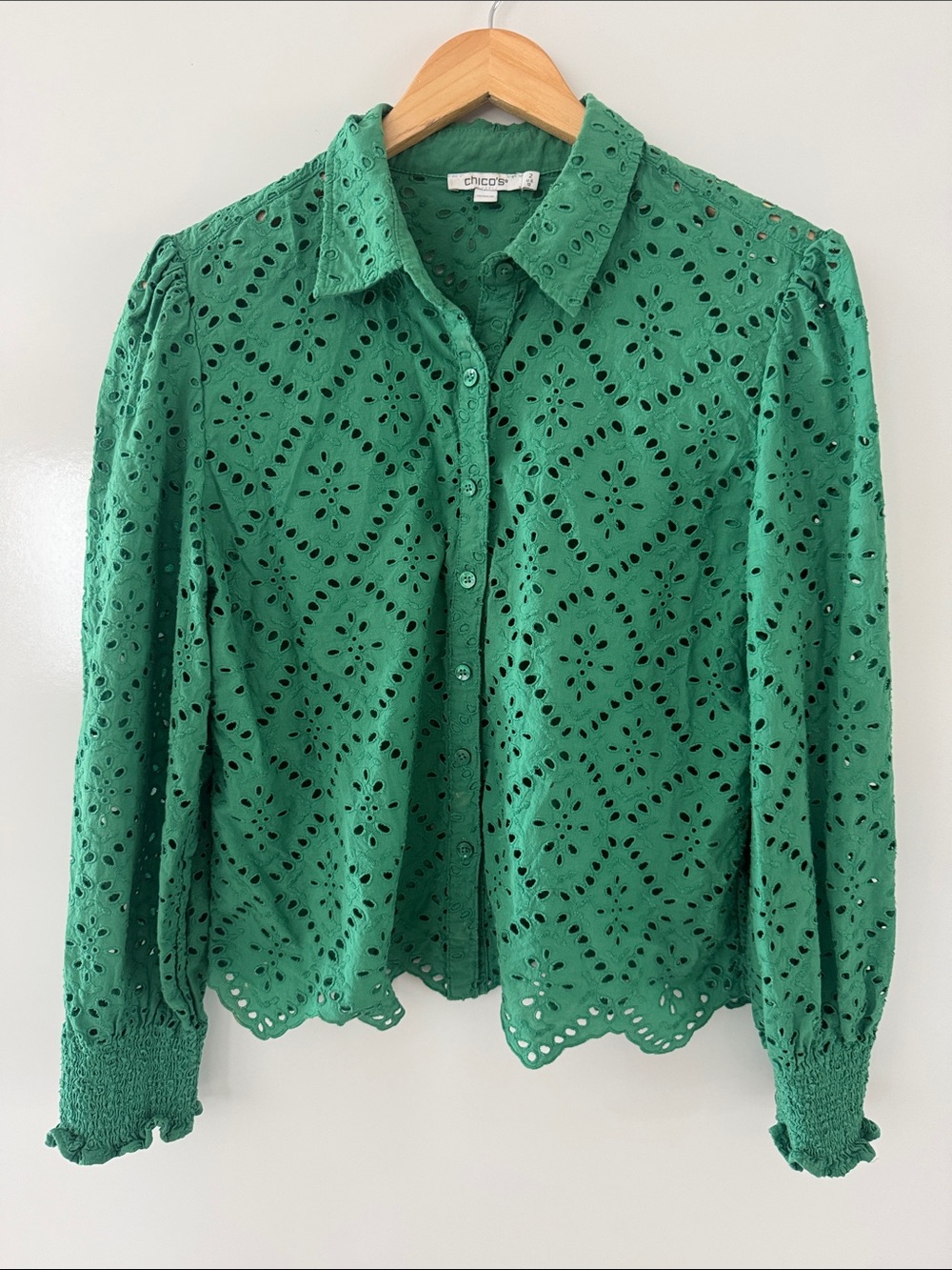 Chicos Button Up Shirt Womens 12 Large Embroidered Eyelet Puff Sleeve Cotton